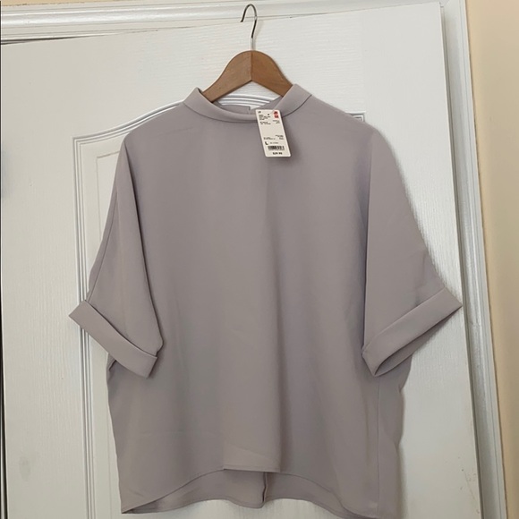 Uniqlo Tops - Uniqlo Drape Neck Mock Neck 1/2 sleeve blouse L